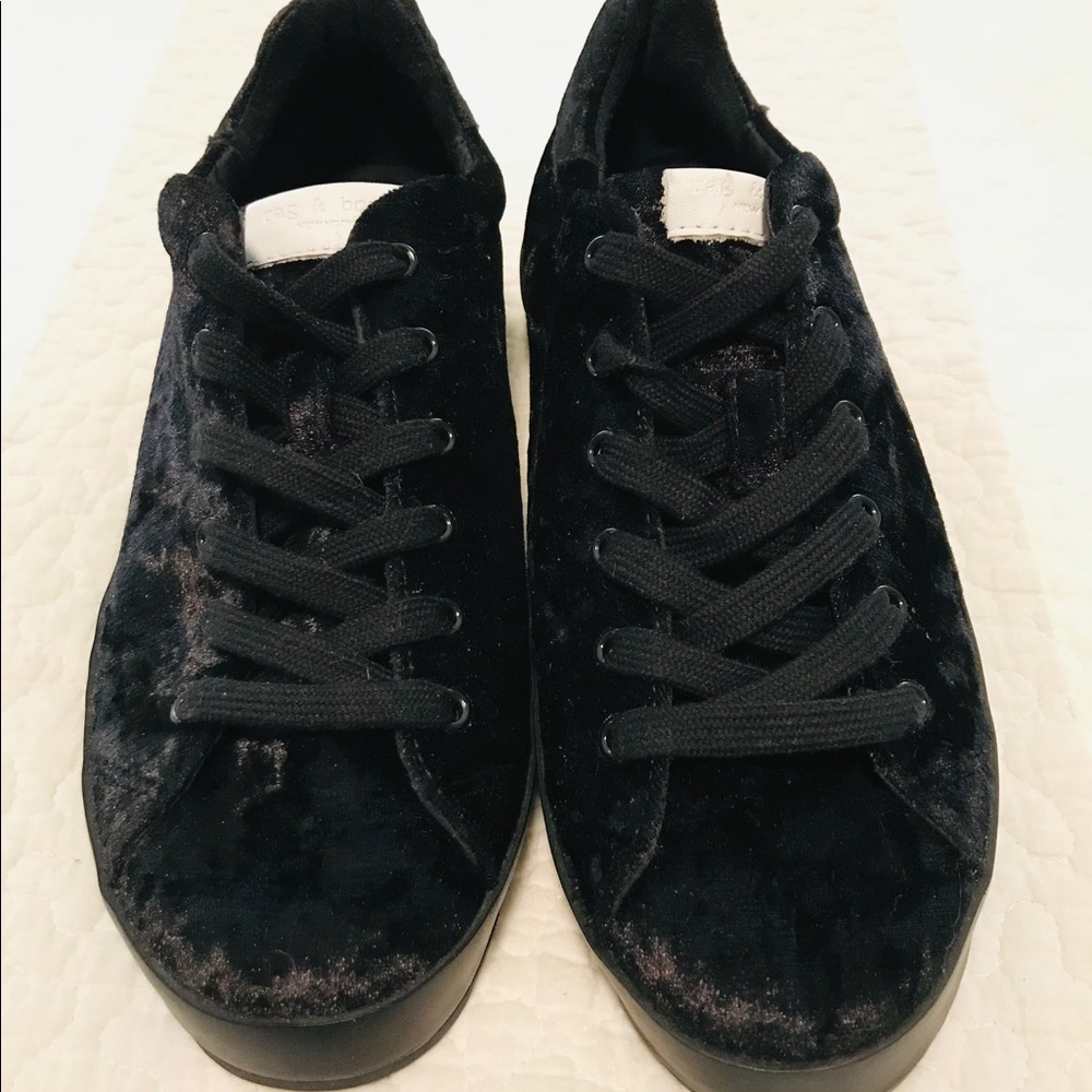 NWT RAG & BONE WOMEN’S BLACK VELVET SNEAKERS